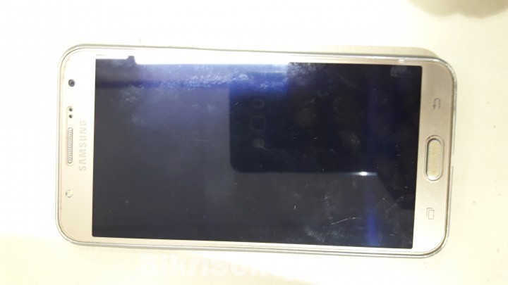 Samsung j7 ,2/16gb ,15